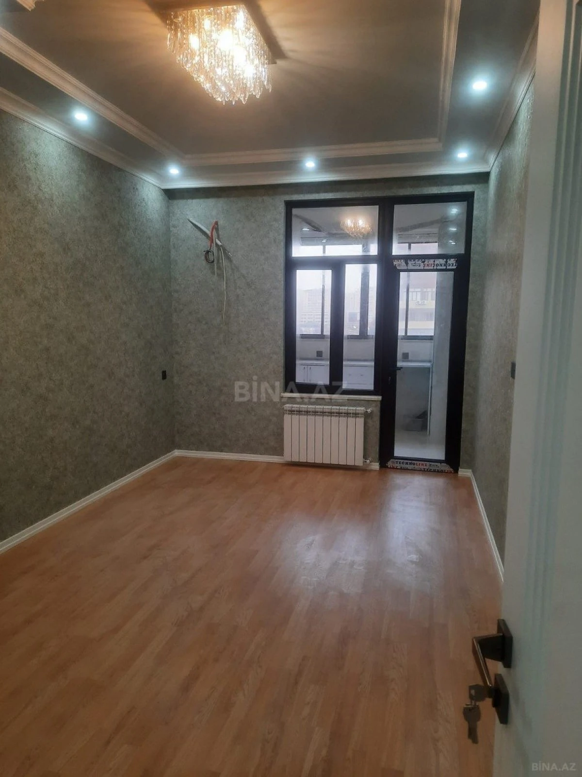 Satılır 2 otaqlı mənzil 71 m²