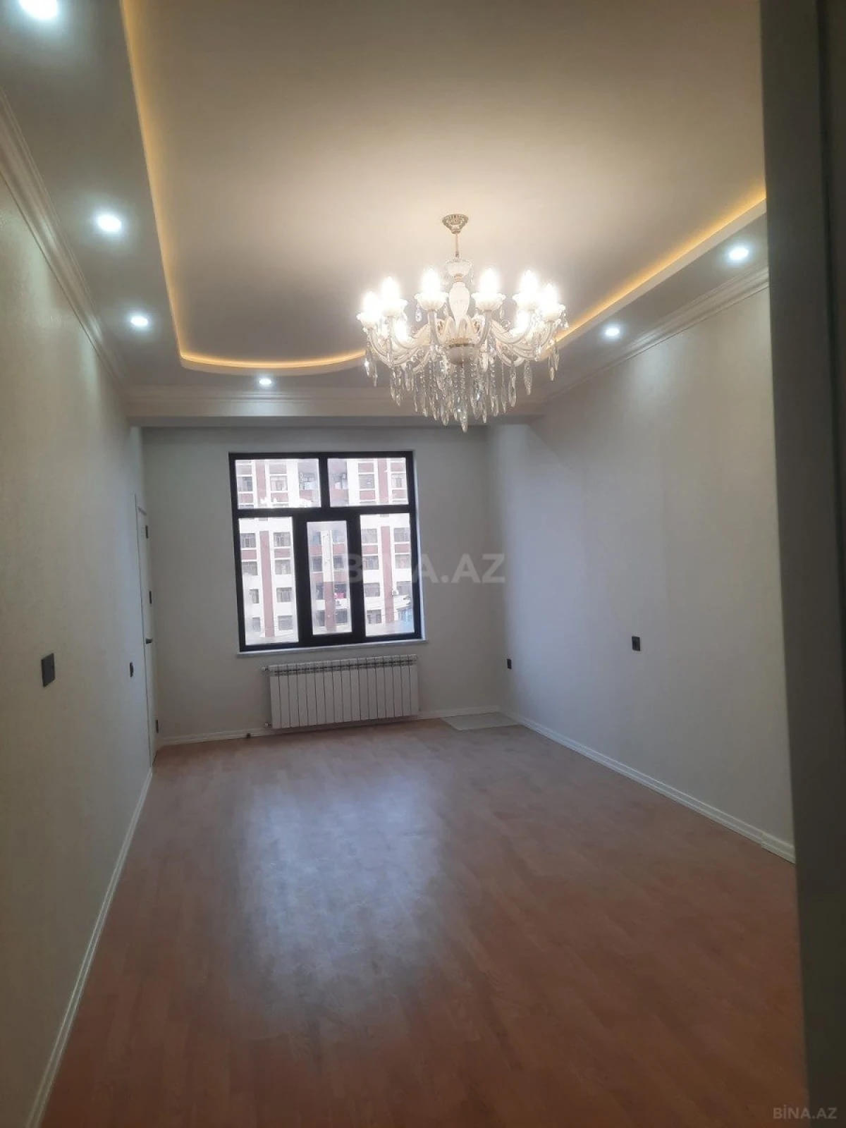 Satılır 2 otaqlı mənzil 71 m²