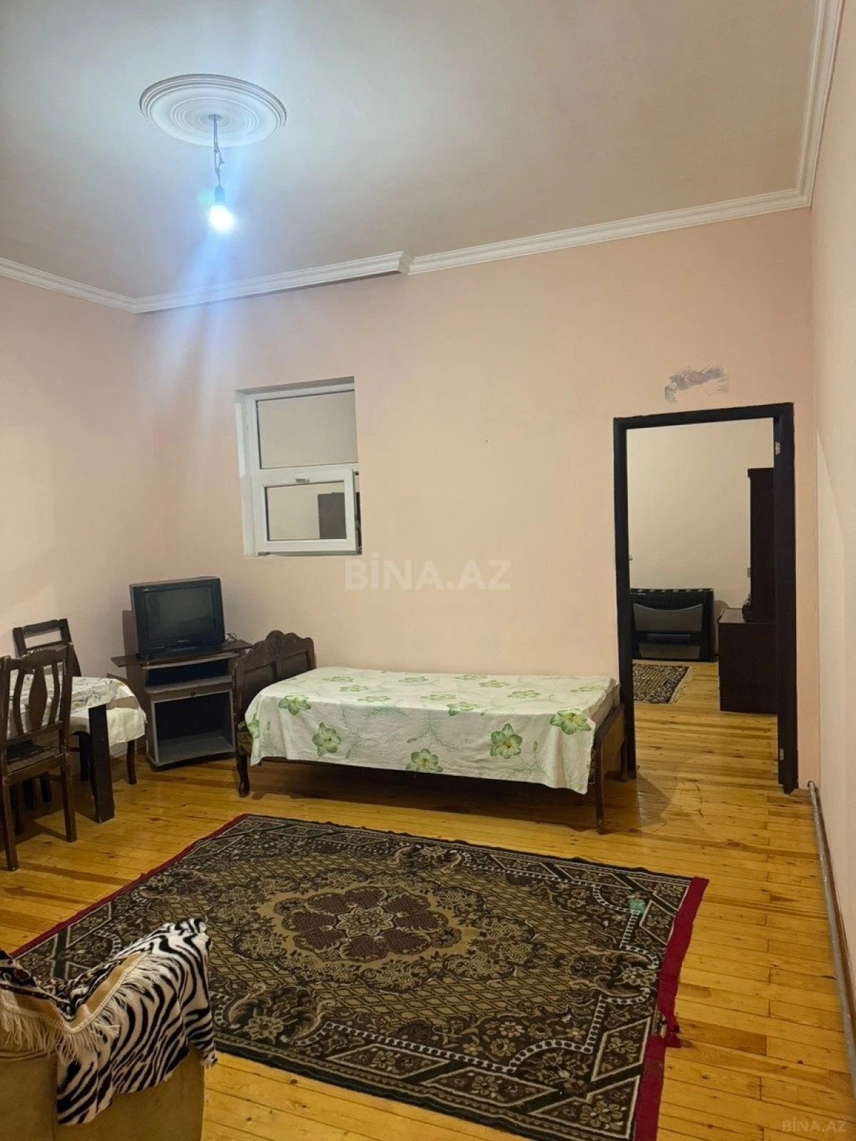 Kirayə verilir 2 otaqlı həyət evi 90 m²