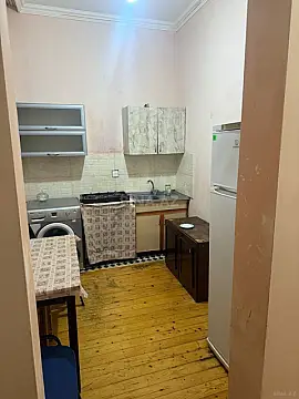 Kirayə verilir 2 otaqlı həyət evi 90 m²