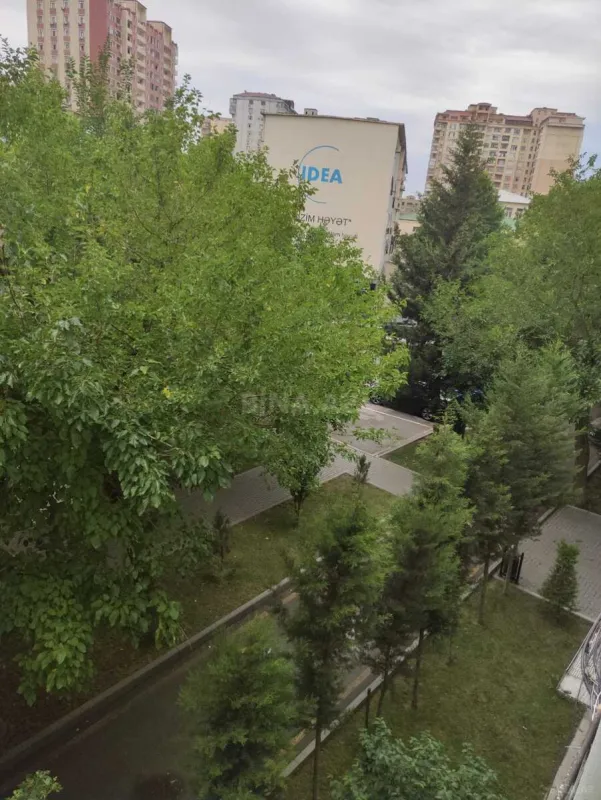 Kirayə verilir 2 otaqlı mənzil 50 m²