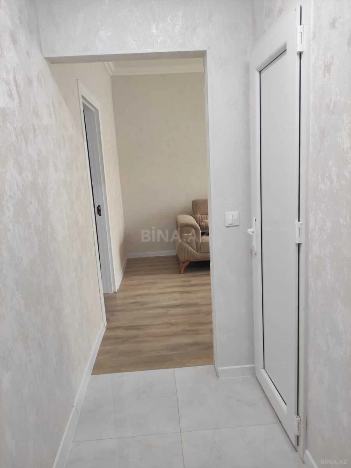 Kirayə verilir 2 otaqlı mənzil 50 m²