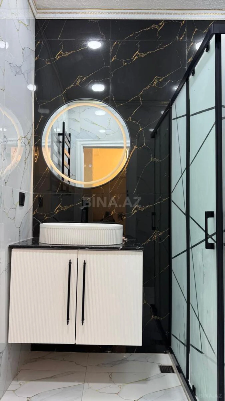 Satılır 2 otaqlı mənzil 45 m²