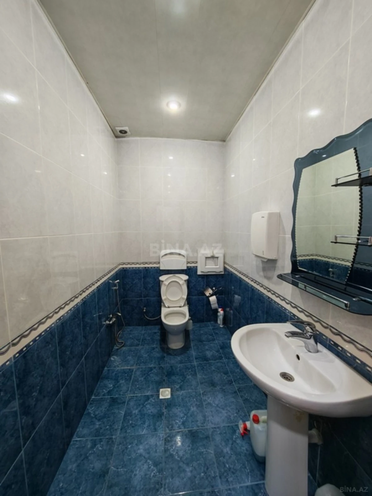 Kirayə verilir 4 otaqlı ofis 145 m²