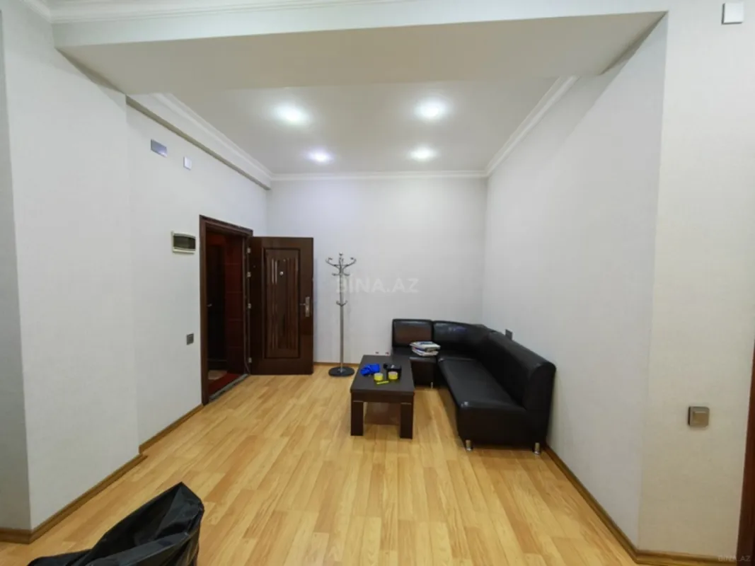 Kirayə verilir 4 otaqlı ofis 145 m²