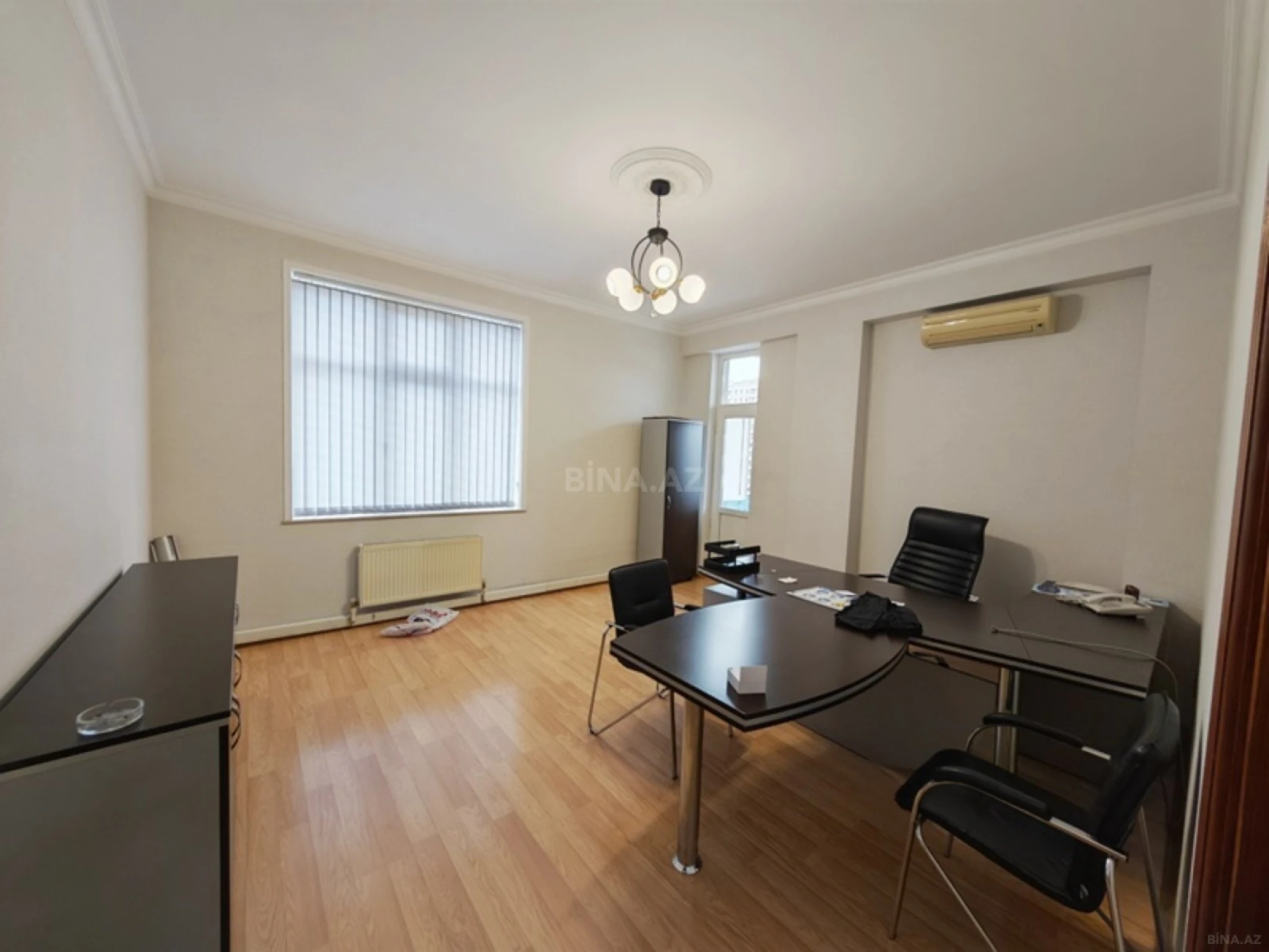 Kirayə verilir 4 otaqlı ofis 145 m²