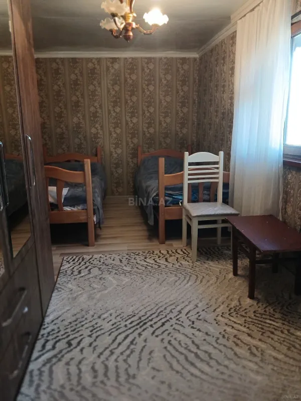 Satılır 4 otaqlı həyət evi 160 m²