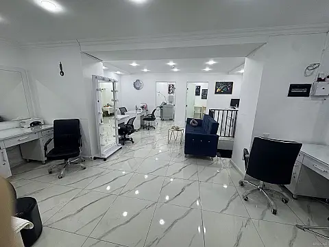 Kirayə verilir obyekt 83 m²