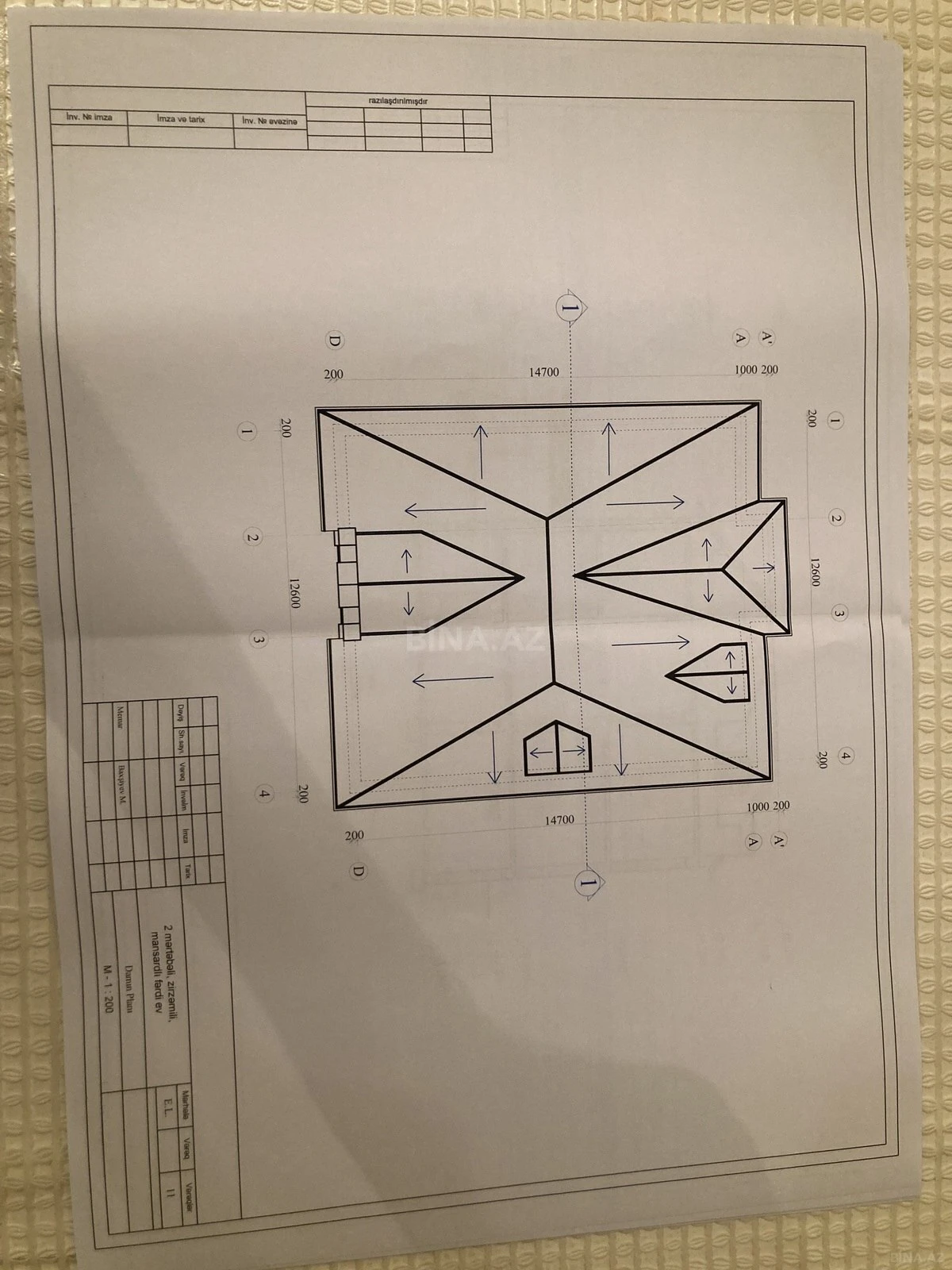 Satılır 8 otaqlı həyət evi 800 m²