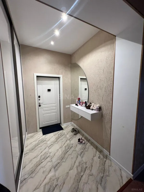 Satılır 2 otaqlı mənzil 90 m²