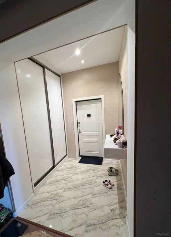 Satılır 2 otaqlı mənzil 90 m²