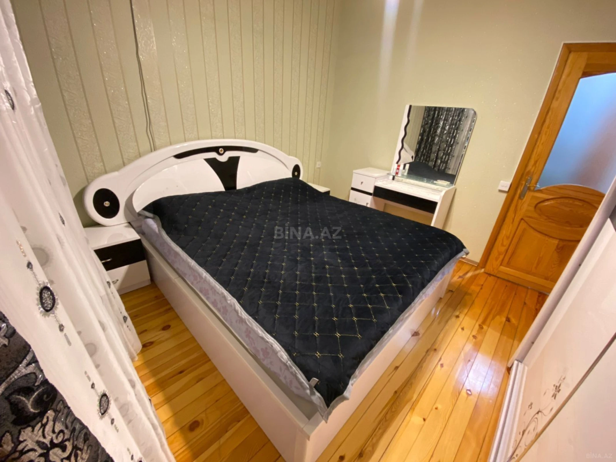 Kirayə verilir 2 otaqlı mənzil 57 m²