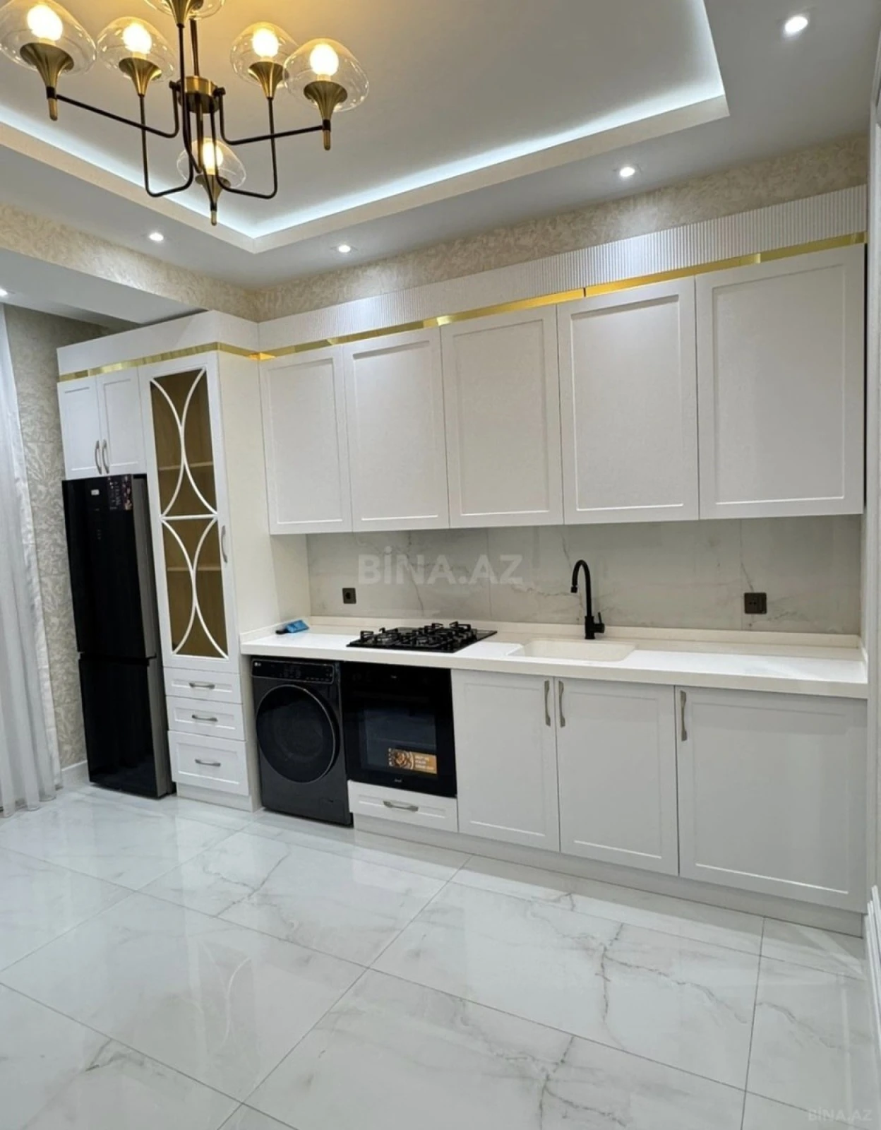 Kirayə verilir 2 otaqlı mənzil 90 m²