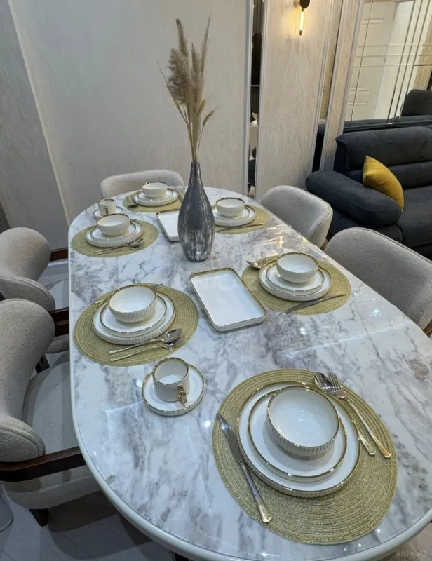 Kirayə verilir 2 otaqlı mənzil 90 m²