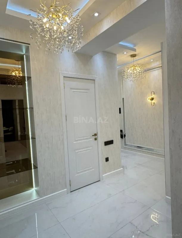 Kirayə verilir 2 otaqlı mənzil 90 m²