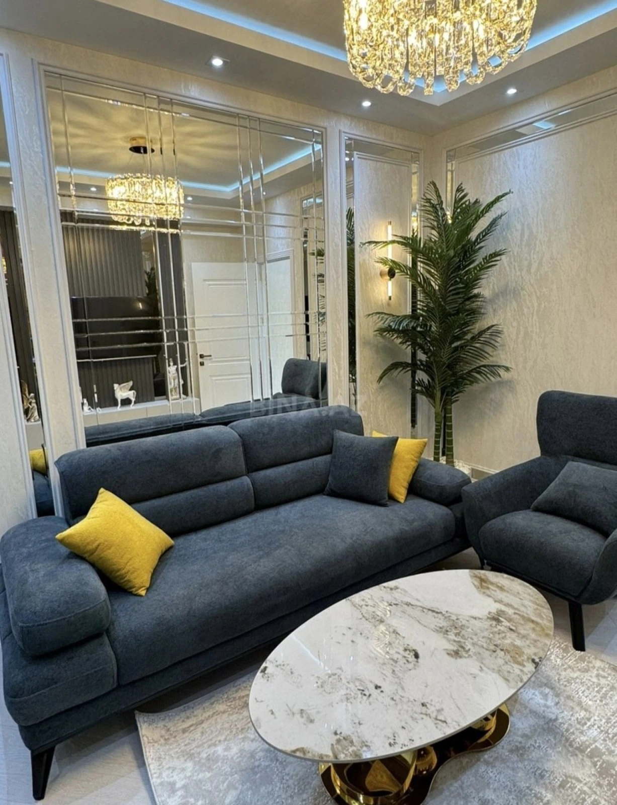 Kirayə verilir 2 otaqlı mənzil 90 m²