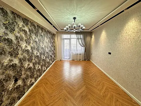 Satılır 3 otaqlı mənzil 110 m²