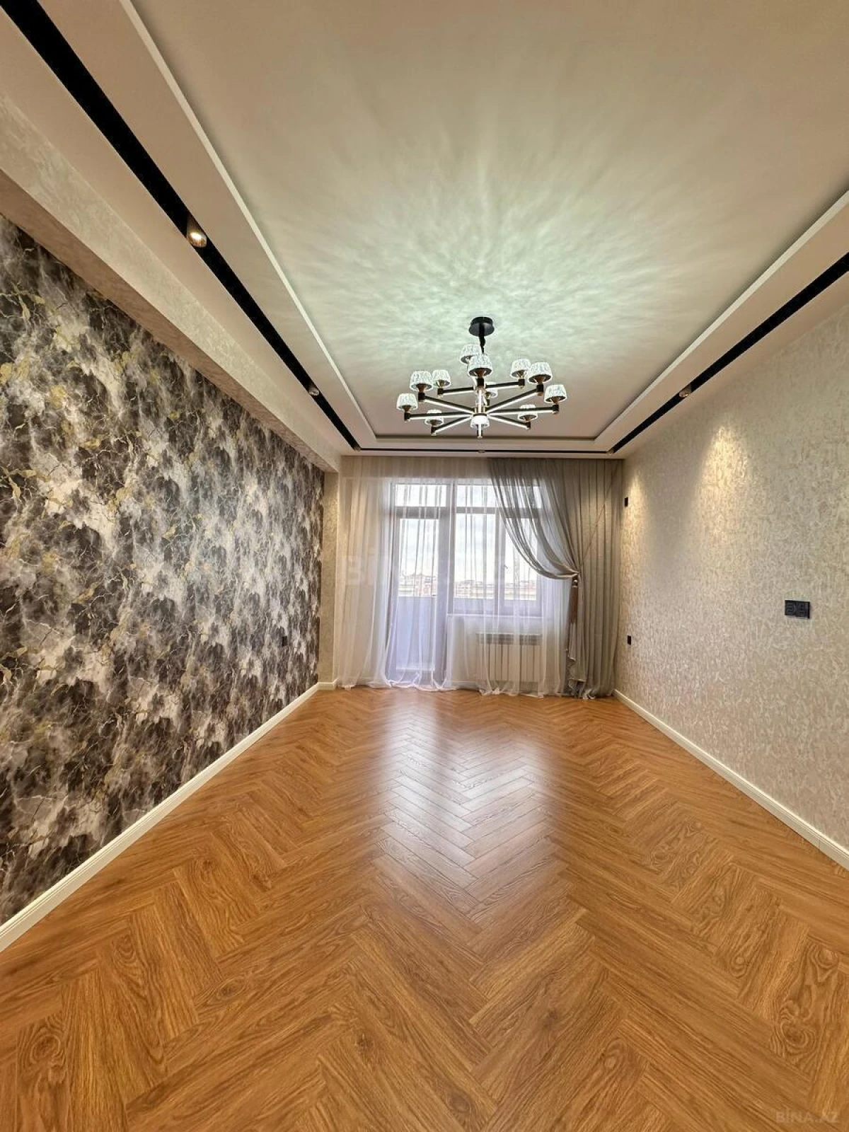Satılır 3 otaqlı mənzil 110 m²