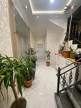 Satılır 4 otaqlı həyət evi 140 m²