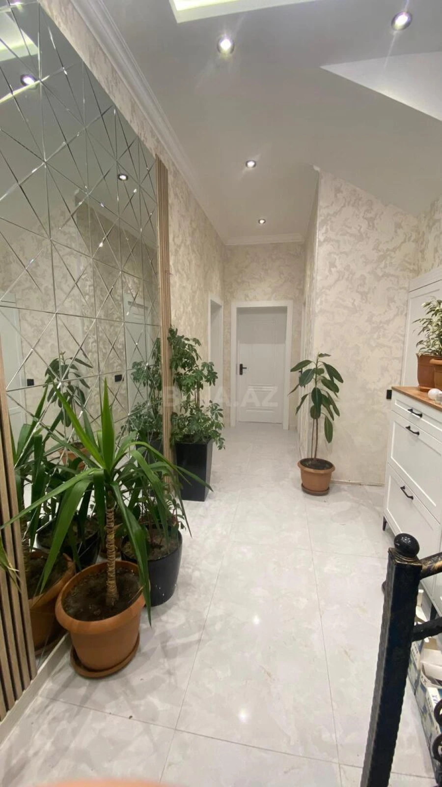Satılır 4 otaqlı həyət evi 140 m²