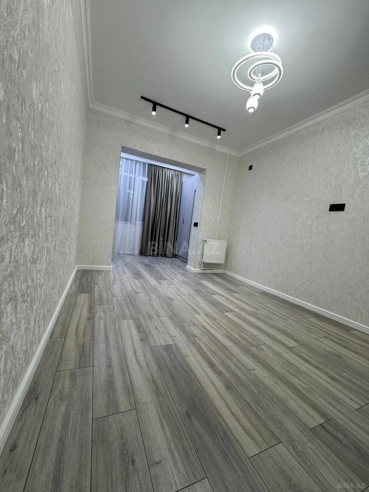 Satılır 2 otaqlı mənzil 47 m²