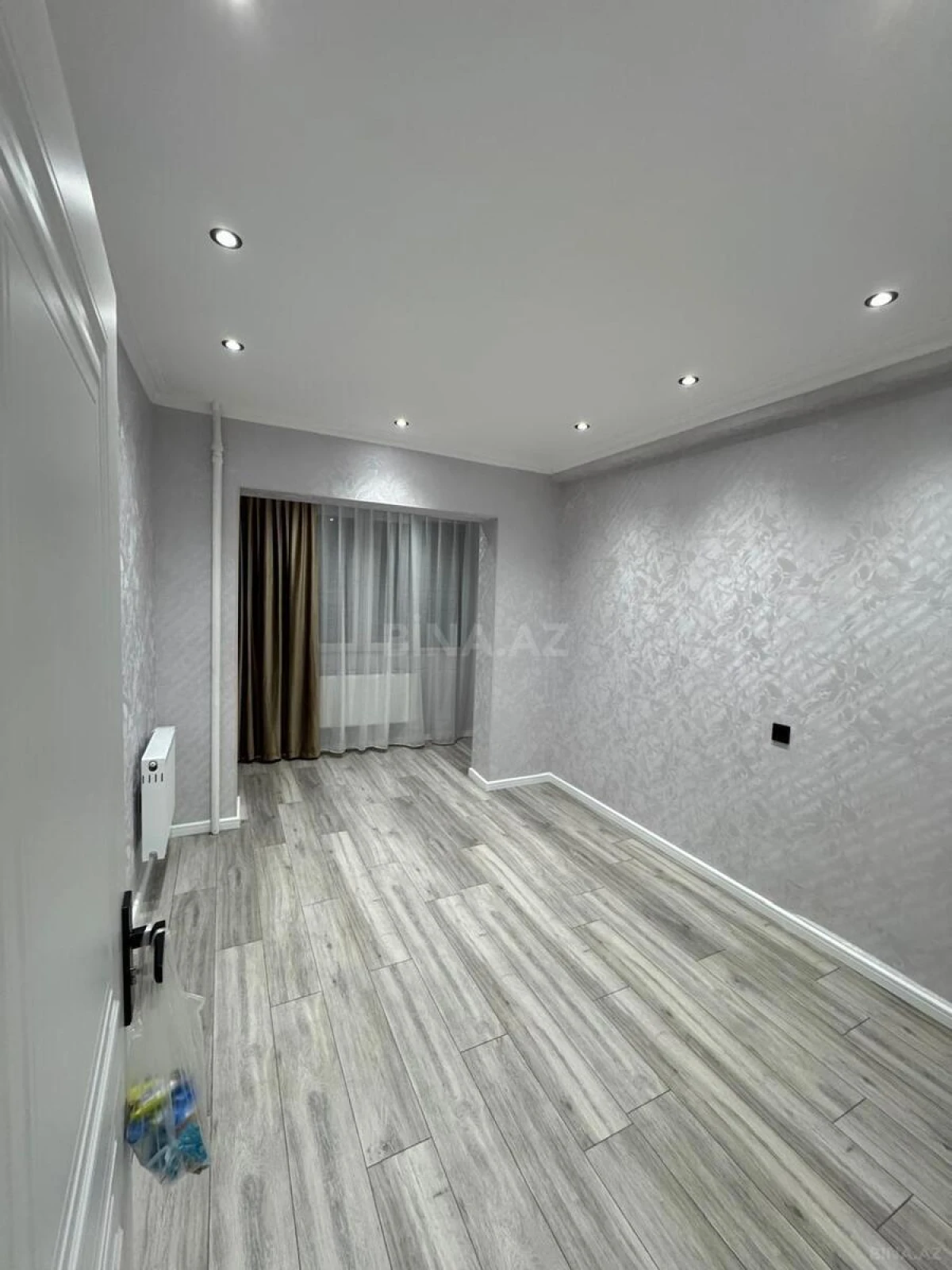 Satılır 2 otaqlı mənzil 47 m²