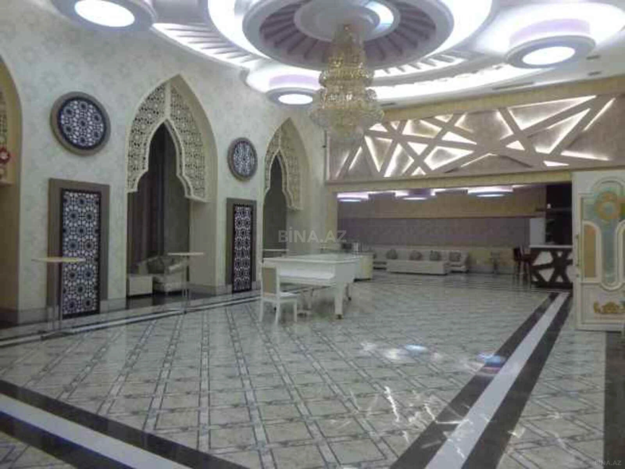 Satılır obyekt 2168.4 m²