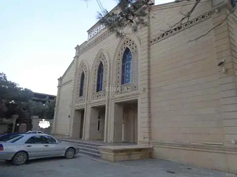 Satılır obyekt 2168.4 m²