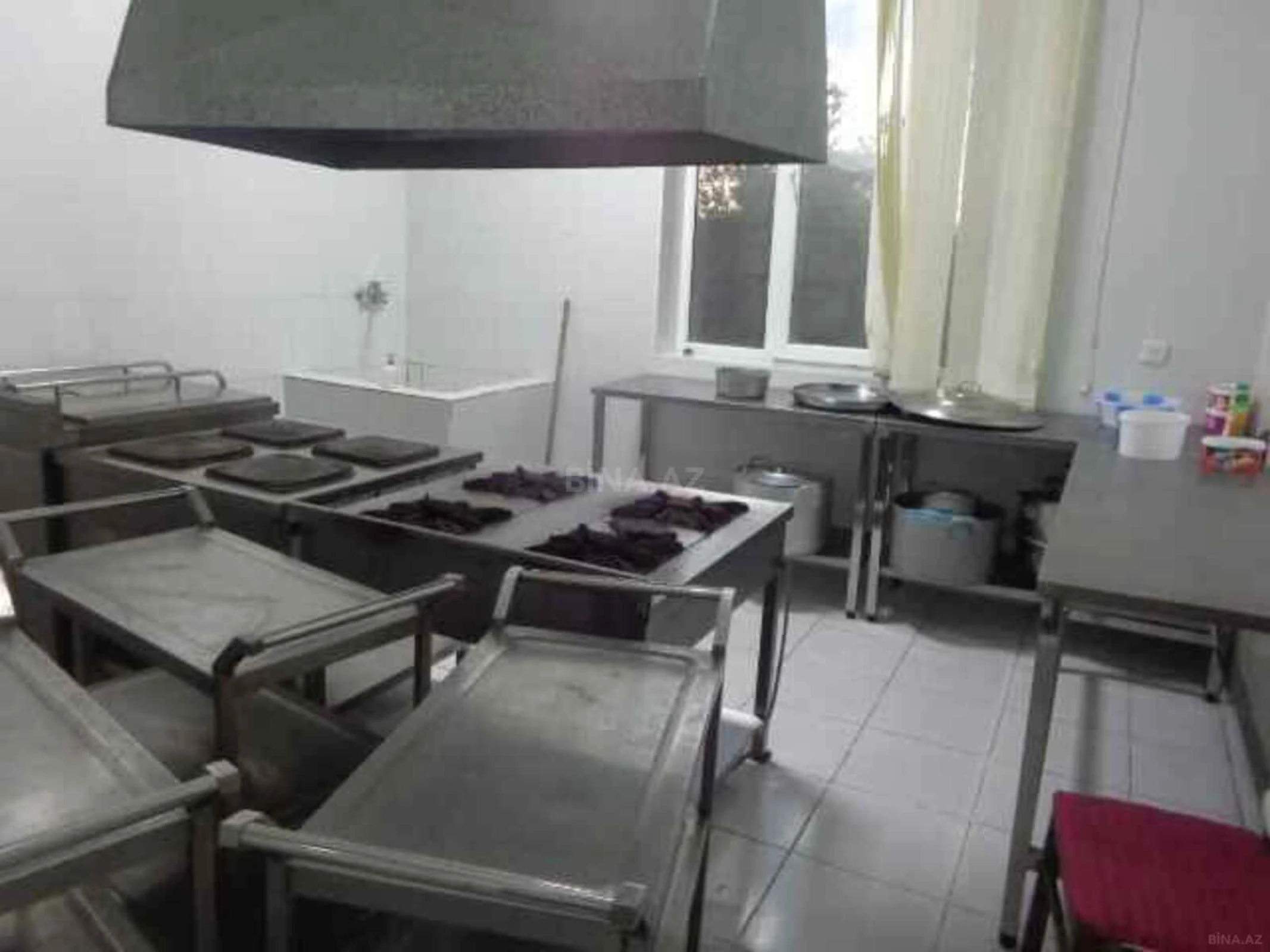 Satılır obyekt 2168.4 m²