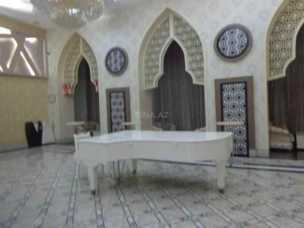 Satılır obyekt 2168.4 m²