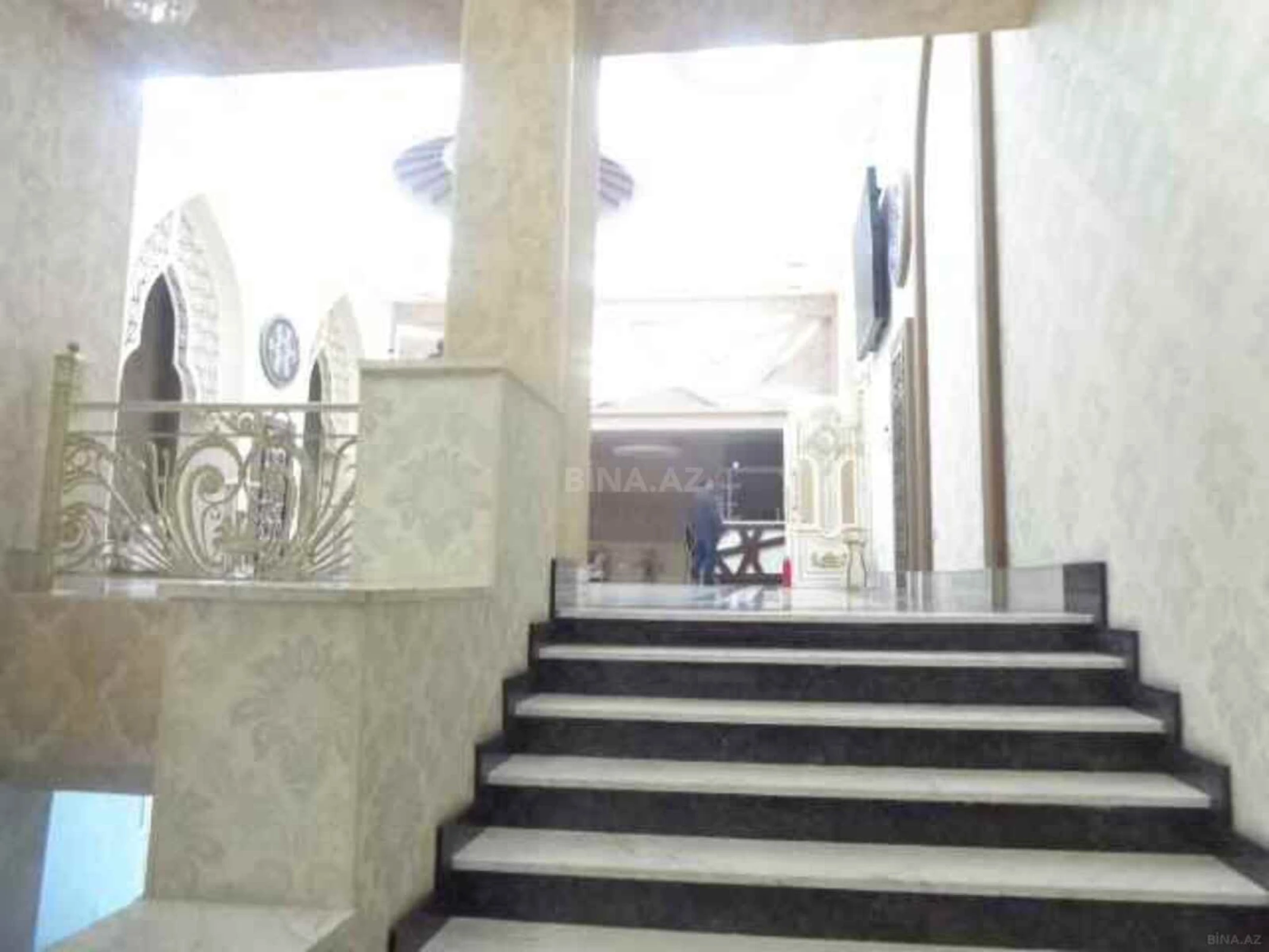 Satılır obyekt 2168.4 m²