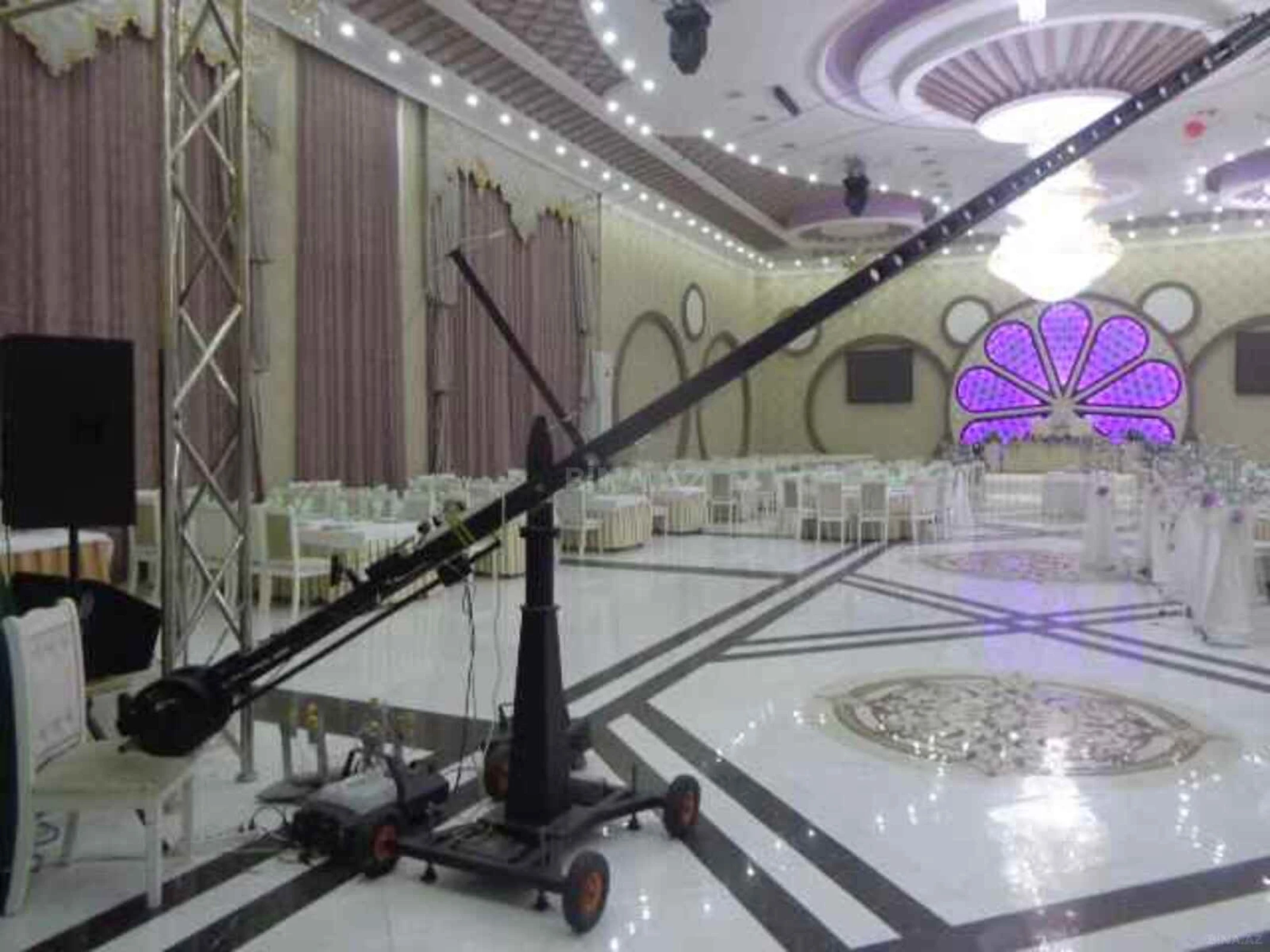 Satılır obyekt 2168.4 m²