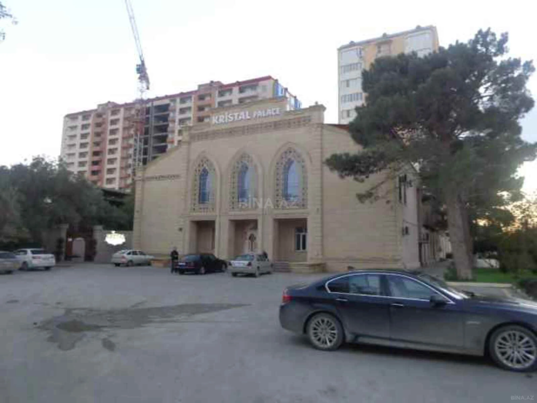 Satılır obyekt 2168.4 m²