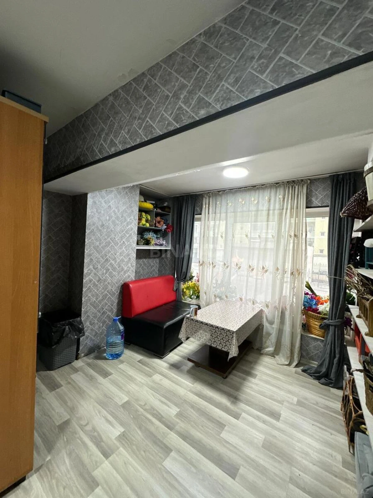 Kirayə verilir obyekt 300 m²