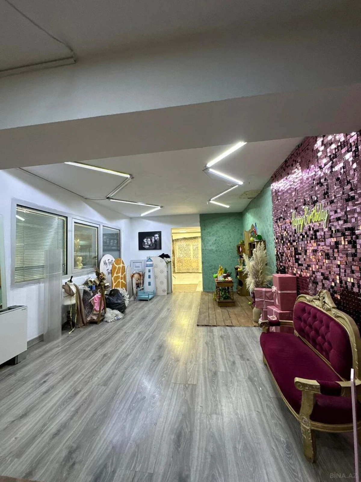 Kirayə verilir obyekt 300 m²