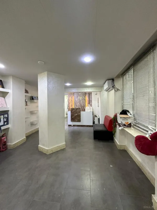 Kirayə verilir obyekt 300 m²