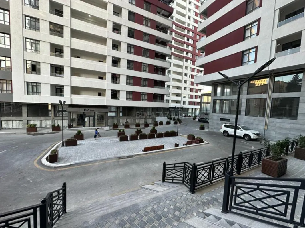 Kirayə verilir 2 otaqlı mənzil 90 m²