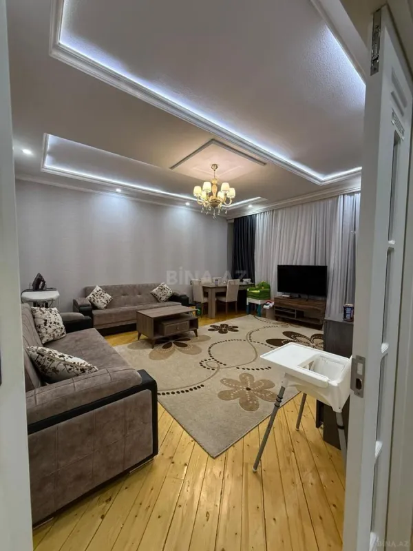 Kirayə verilir 2 otaqlı mənzil 90 m²