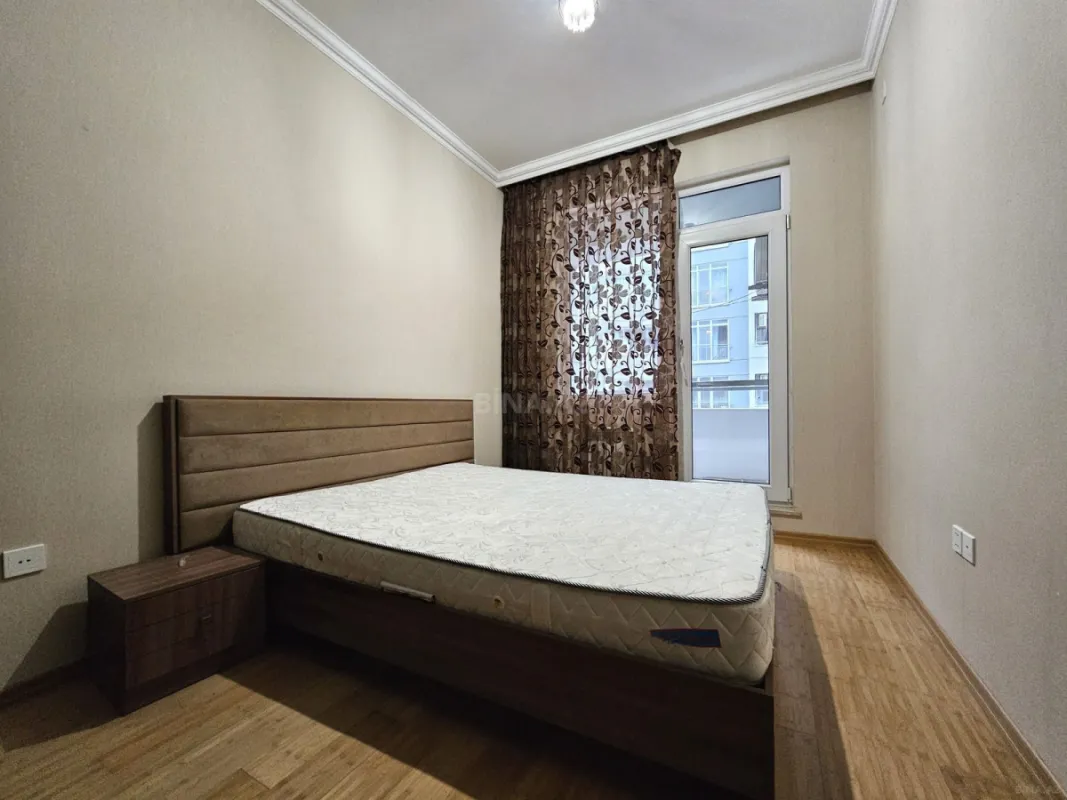 Kirayə verilir 2 otaqlı mənzil 58 m²