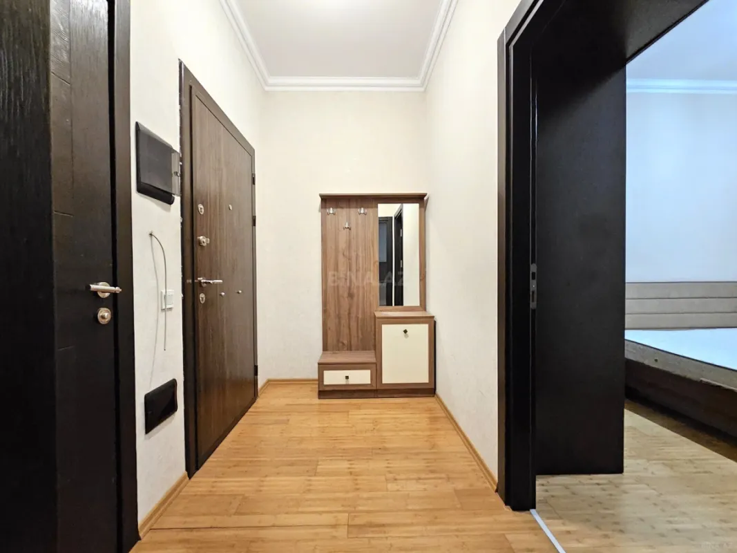 Kirayə verilir 2 otaqlı mənzil 58 m²