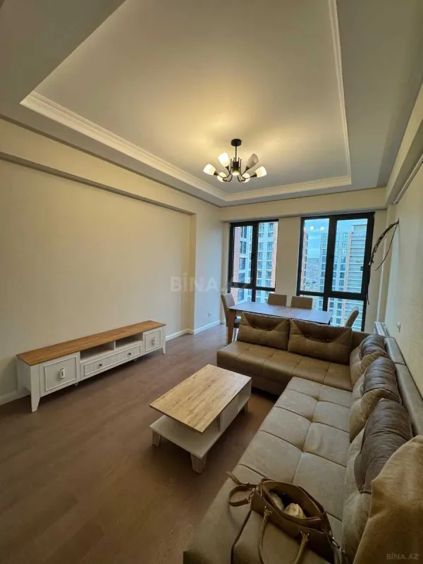 Kirayə verilir 2 otaqlı mənzil 65 m²