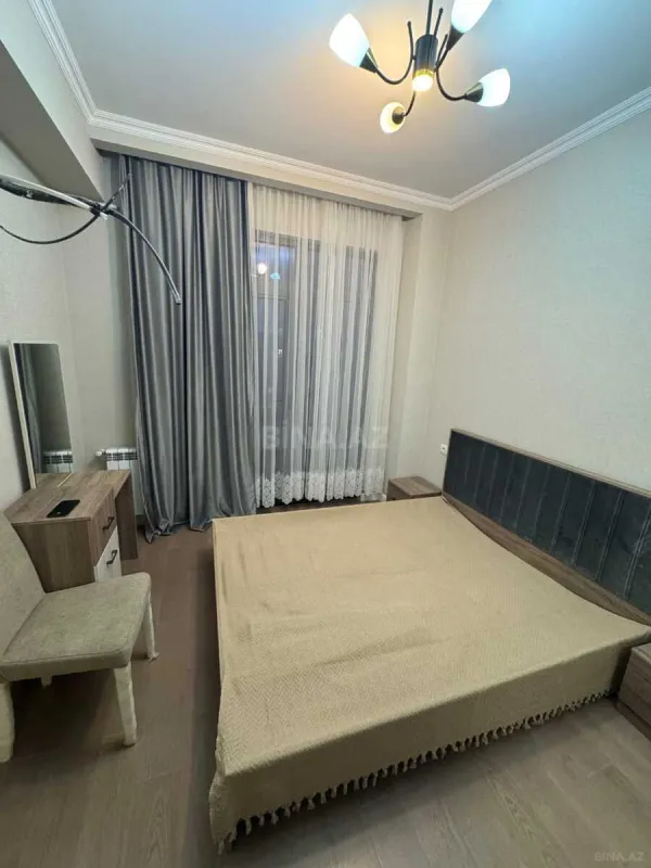 Kirayə verilir 2 otaqlı mənzil 65 m²