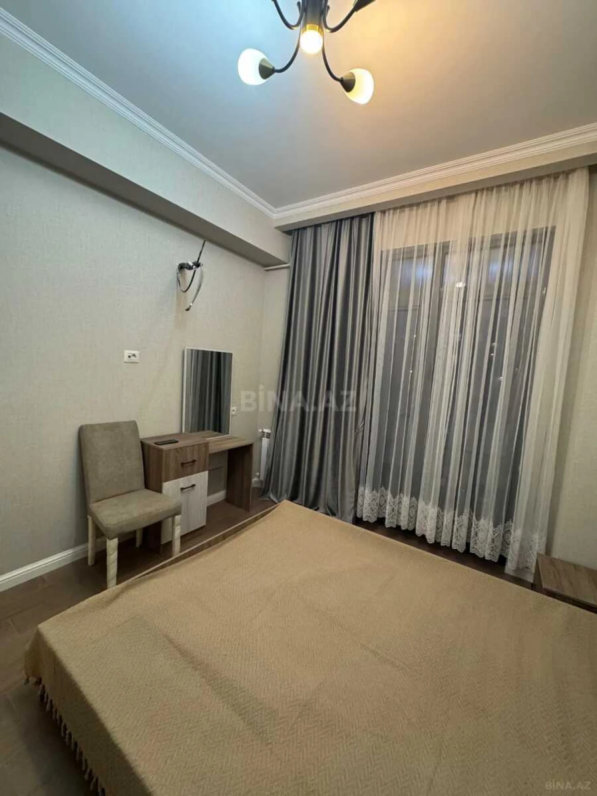 Kirayə verilir 2 otaqlı mənzil 65 m²