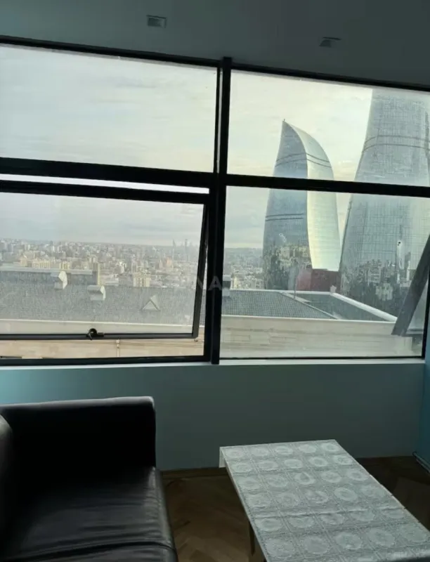 Satılır 3 otaqlı mənzil 80 m²