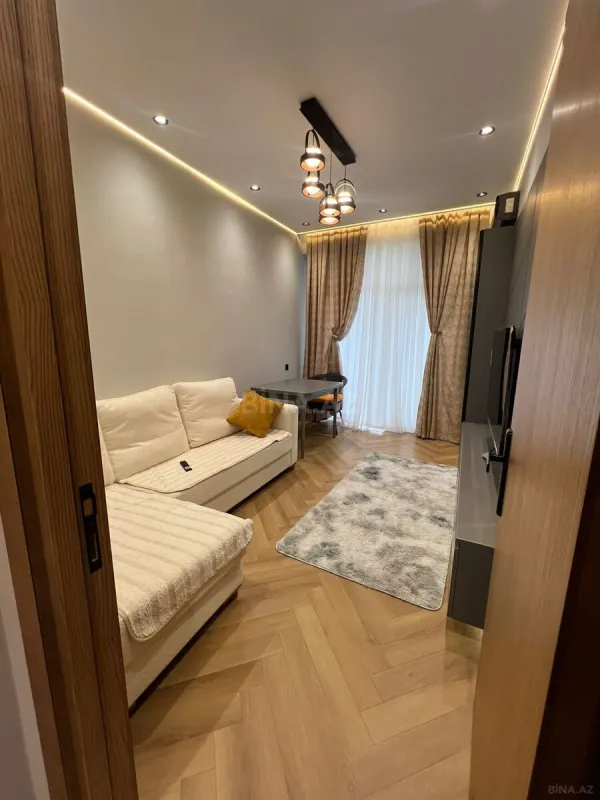 Kirayə verilir 2 otaqlı mənzil 52 m²