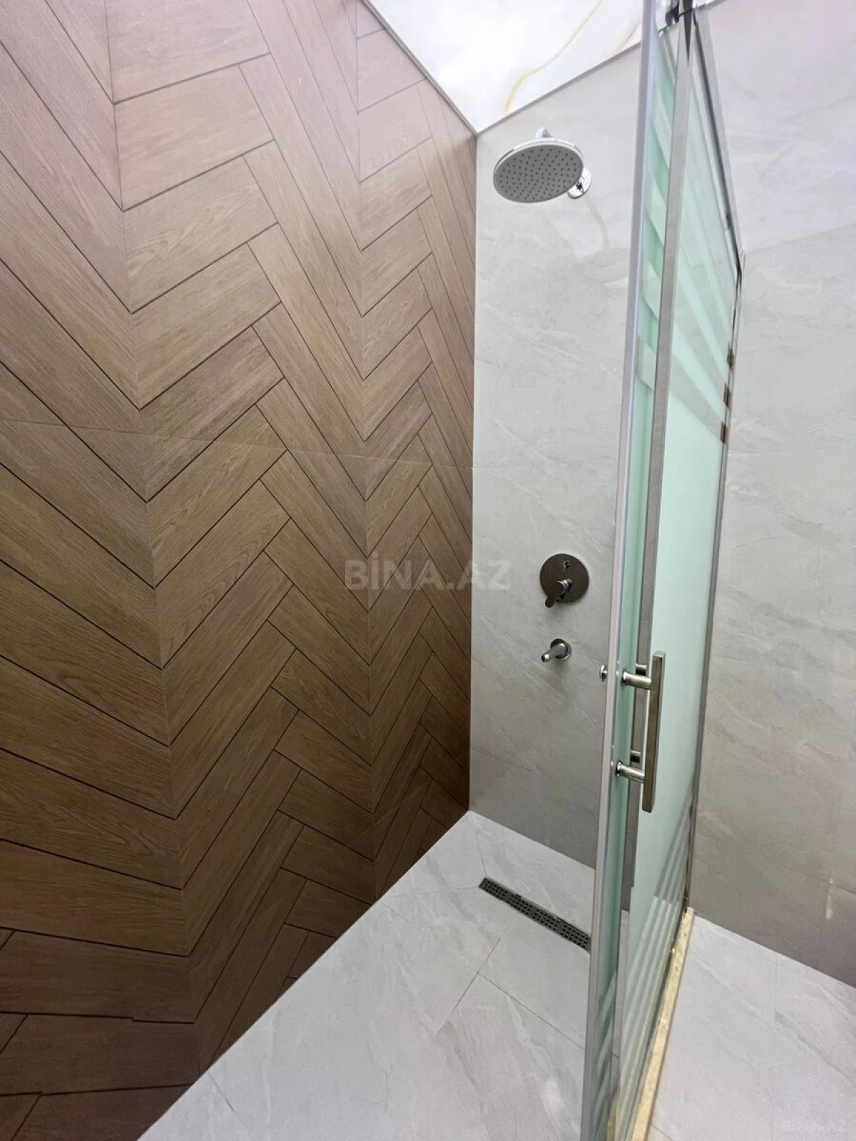 Kirayə verilir 2 otaqlı mənzil 52 m²