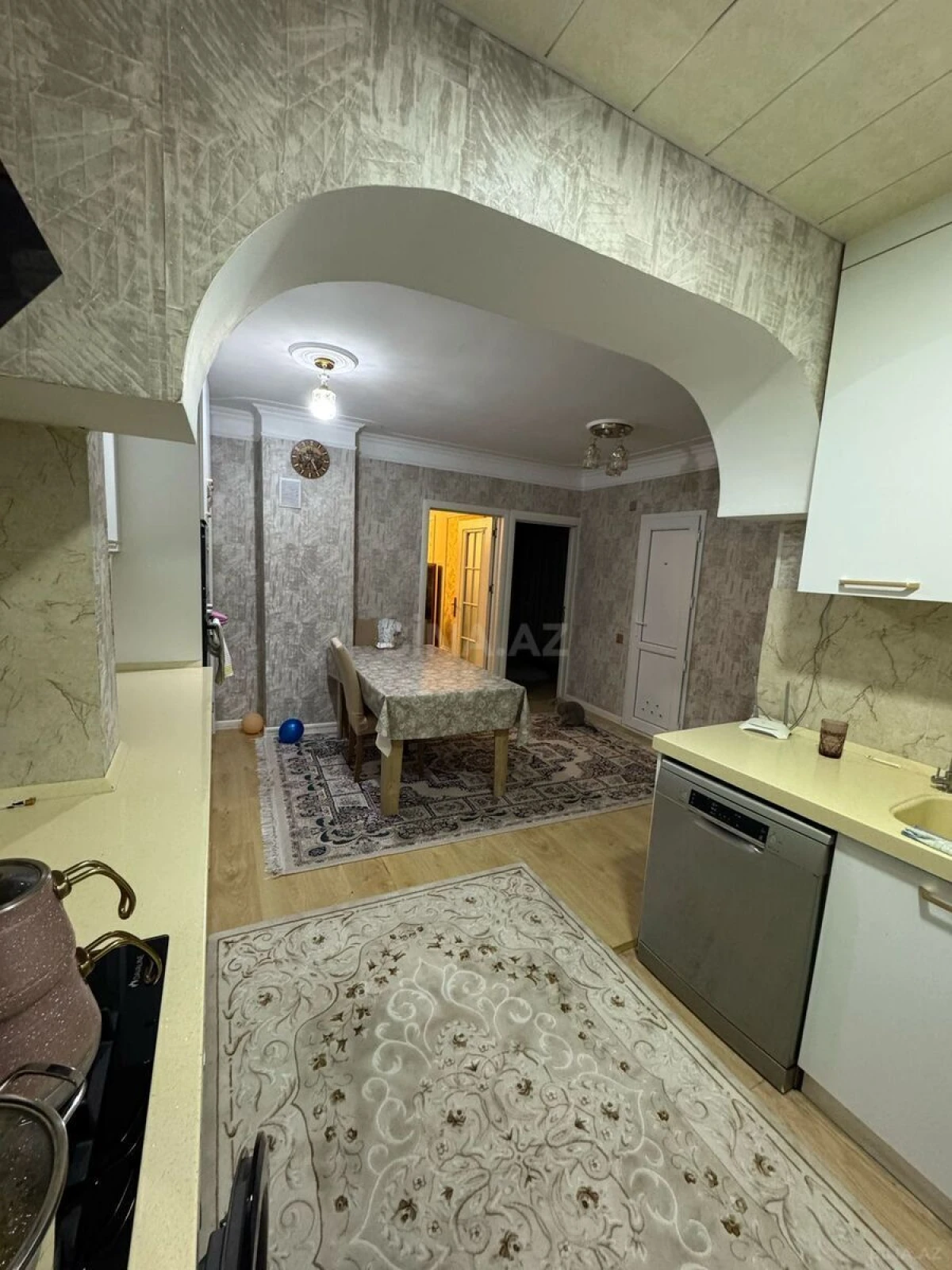 Kirayə verilir 3 otaqlı mənzil 85 m²