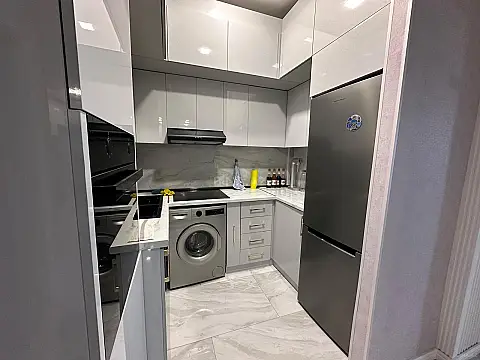 Kirayə verilir 2 otaqlı mənzil 80 m²