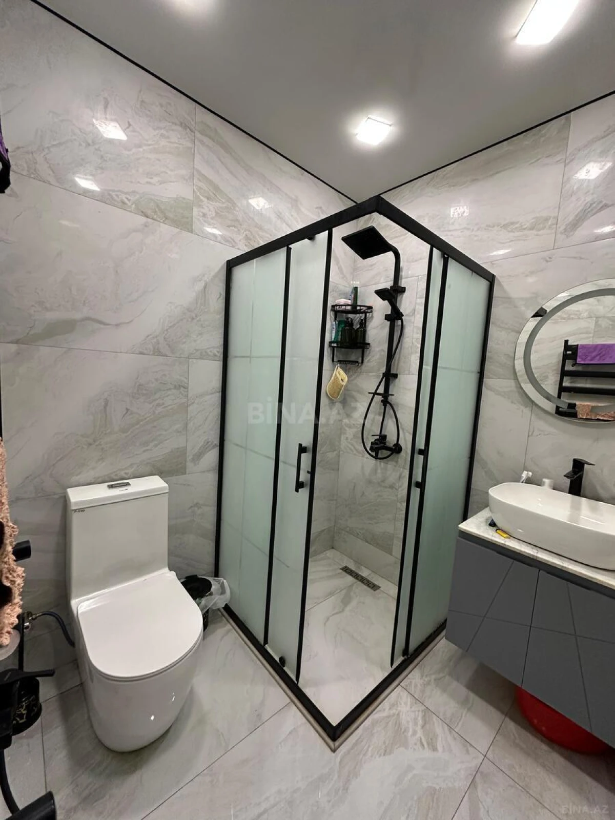 Kirayə verilir 2 otaqlı mənzil 80 m²