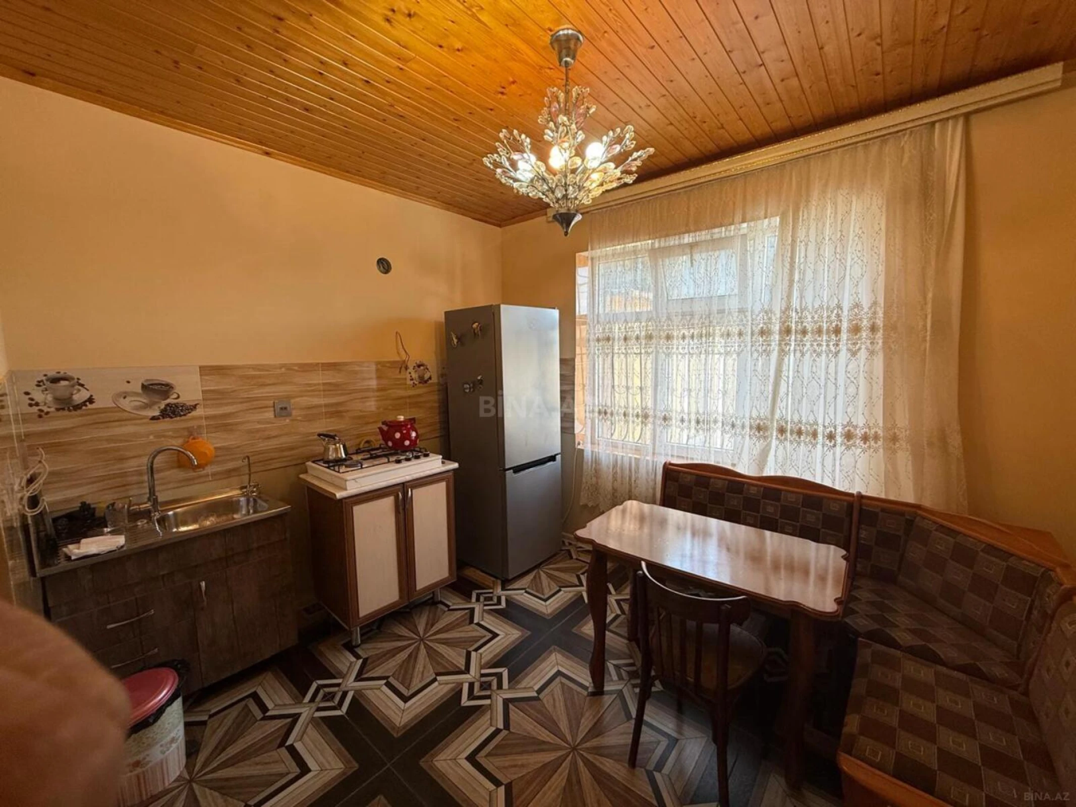 Satılır 4 otaqlı həyət evi 120 m²